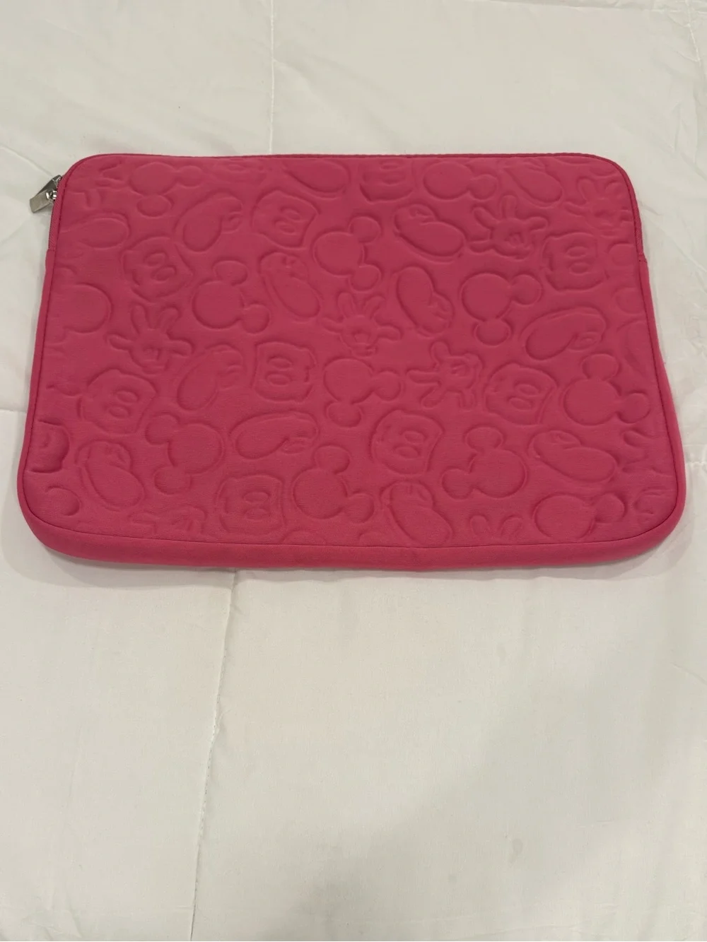 Disney Hot Pink Embossed Mickey Tablet/ laptop Sleeve 15x 12x 1 in